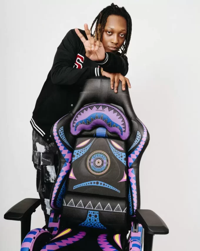 A.I. 12 BROOKLYN & BEYOND – SCAUN DE GAMING ÎN COLABORARE SANDFLOWER A.I. 12 BROOKLYN & BEYOND – SCAUN DE GAMING ÎN COLABORARE SANDFLOWER