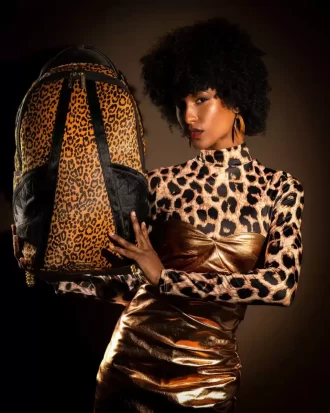 AFRICAN INTELLIGENCE 9 COURAGE TRĂIEȘTE PE RUCSAC – COLABORAREA SANDFLOWER