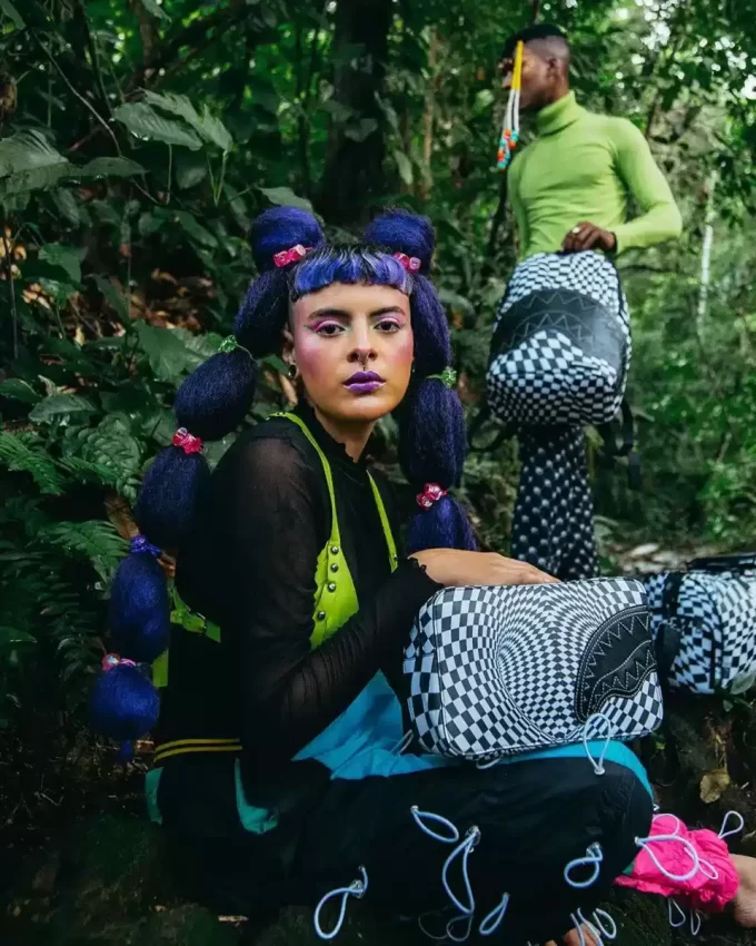 ARTICOLE DE TOALETĂ TRIPPY CHECK, ȘI PUNGĂ DE BANI ARTICOLE DE TOALETĂ TRIPPY CHECK, ȘI PUNGĂ DE BANI