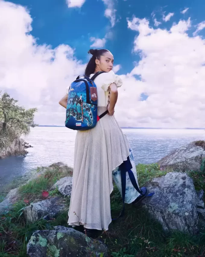 AVATAR INSULA RECHINULUI LAGUNA MARE