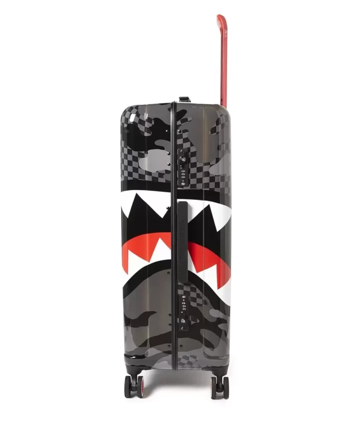 BAGAJ 3AM SHARKNAUTICS 29,5” DE DIMENSIUNE FULL BAGAJ 3AM SHARKNAUTICS 29,5” DE DIMENSIUNE FULL