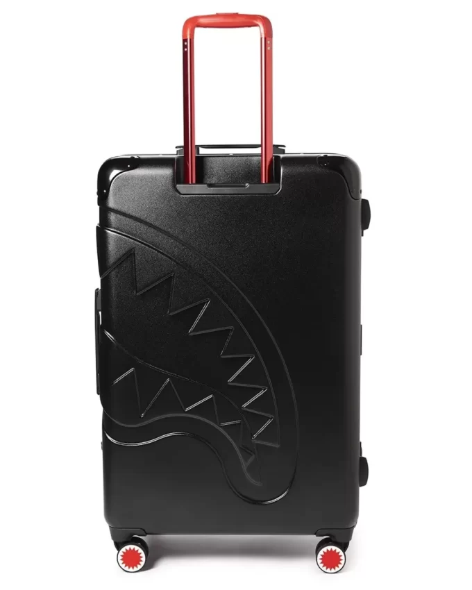 BAGAJ DE DIMENSIUNE NORMALĂ TURNAT SHARKITECTURE DE 29” BAGAJ DE DIMENSIUNE NORMALĂ TURNAT SHARKITECTURE DE 29”