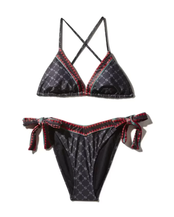 BIKINI CU MODEL DE BANI LA MIEZUL NOPȚII BIKINI CU MODEL DE BANI LA MIEZUL NOPȚII