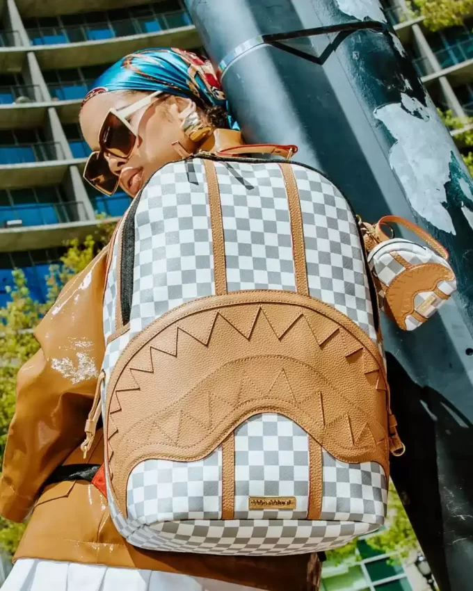 BRELOC RUCSAC HENNY LATTE