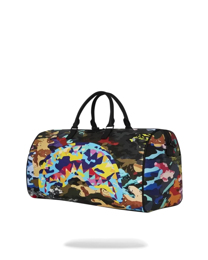 DUFFLE CAMO TĂIAT ȘI CUBULEȚE DUFFLE CAMO TĂIAT ȘI CUBULEȚE