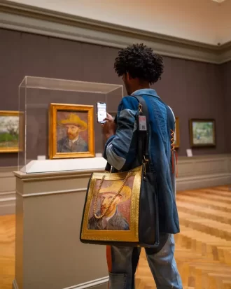 GEANTĂ AUTOPORTRET ÎNRĂMATĂ DE MET VAN GOGH