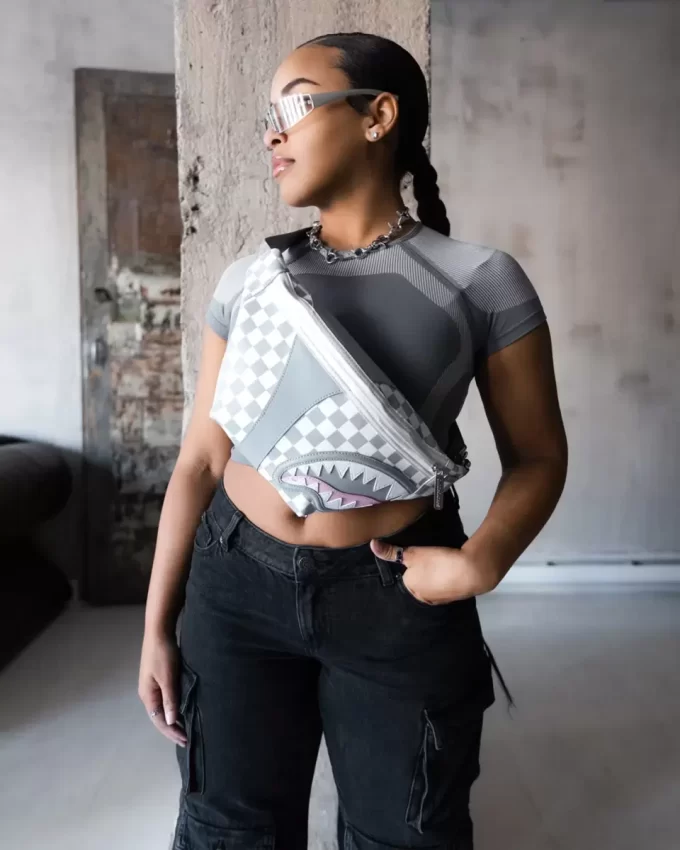 Geantă Crossbody Air to the Throne Jetset Savvy Geantă Crossbody Air to the Throne Jetset Savvy