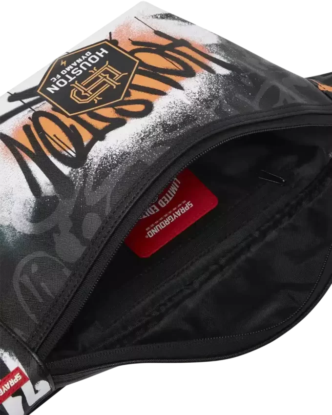 Geantă crossbody MLS HOUSTON DYNAMO FC STREET ART SAVVY Geantă crossbody MLS HOUSTON DYNAMO FC STREET ART SAVVY