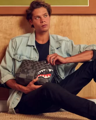 GEANTĂ DE TOALETĂ XTC GREY SHARKS IN PARIS