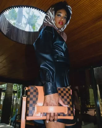 GEANTĂ HENNY AIR TO THE THRONE CROSSOVER