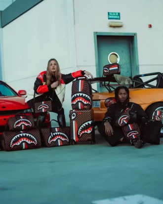 AMBREIAJ CROSSOVER SHARKS IN PARIS GT