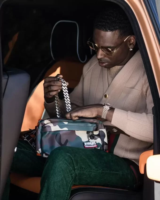 GEANTĂ YOUNG DOLPH CROSSBODY GEANTĂ YOUNG DOLPH CROSSBODY