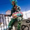 LE MONDE DES GRAFFITIS MINI DUFFLE