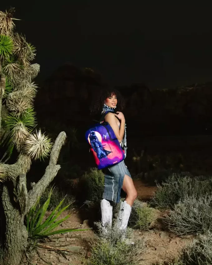 MOONDIVER – RUCSAC INFINITE SUNS