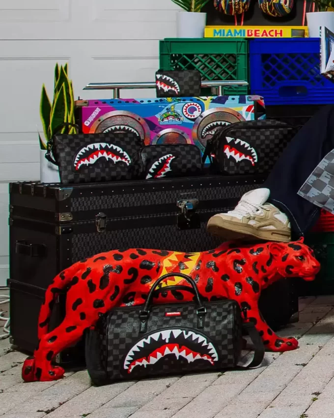 PUNGĂ DE PLĂCINTĂ SHARKS IN PARIS THUNDERDRIP CROSSOVER