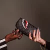 PUNGĂ THUNDERDRIP SHARKS IN PARIS