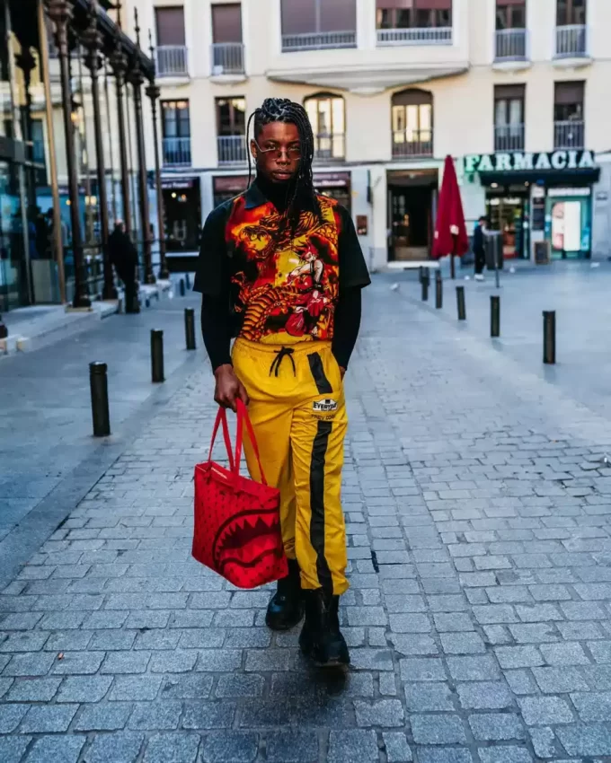 PUNGĂ TOTE CU MODEL DE BANI, CĂRĂMIDĂ PUNGĂ TOTE CU MODEL DE BANI, CĂRĂMIDĂ