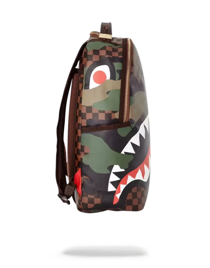 RECHINI LA PARIS (EDIȚIE CAMUFLAJ) RECHINI LA PARIS (EDIȚIE CAMUFLAJ)