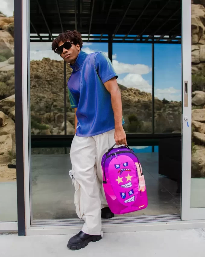RUCSAC ALIENI ALIENI RUCSAC ALIENI ALIENI