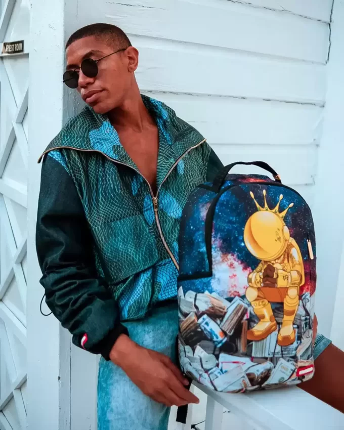 RUCSAC ASTROMONEY (DLXR)