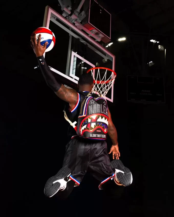 RUCSAC CLASIC HARLEM GLOBETROTTERS (DLXV)