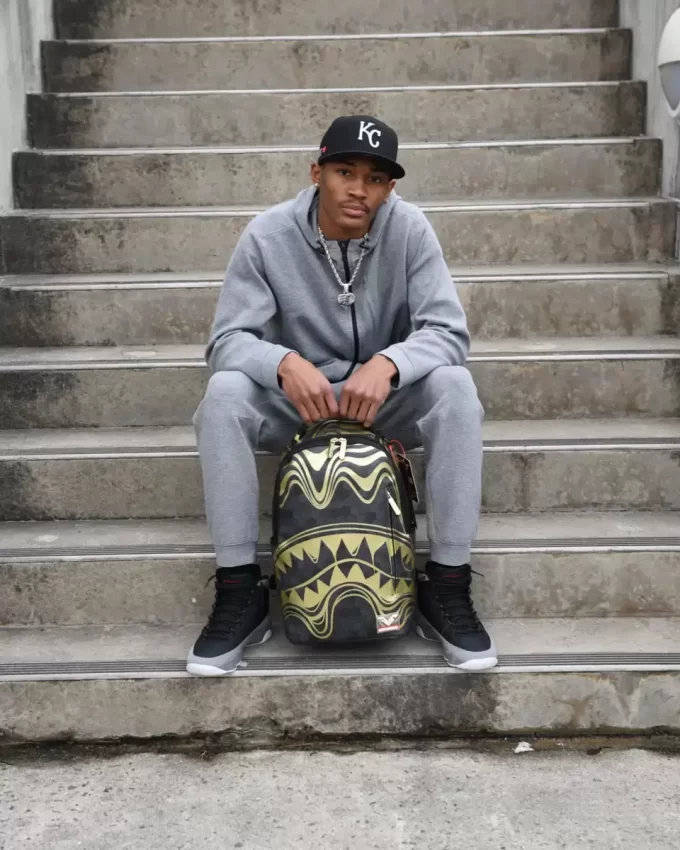Rucsac cu model fagure de miere în colaborare cu Devonta Smith