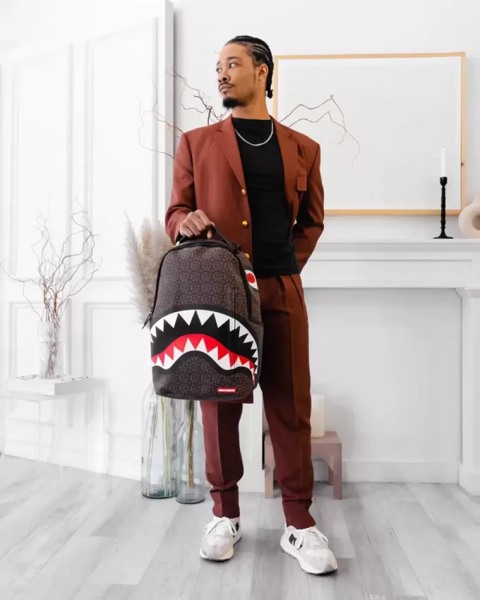 RUCSAC FRENZY SHARKS (DLXV) RUCSAC FRENZY SHARKS (DLXV)