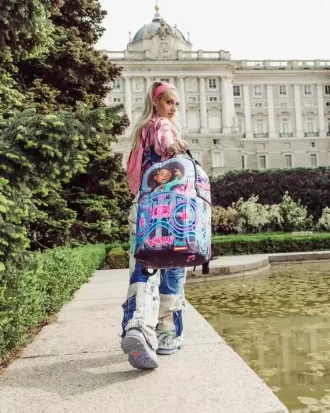 RUCSAC KARMA’S WORLD MĂREȘTE VOLUMUL