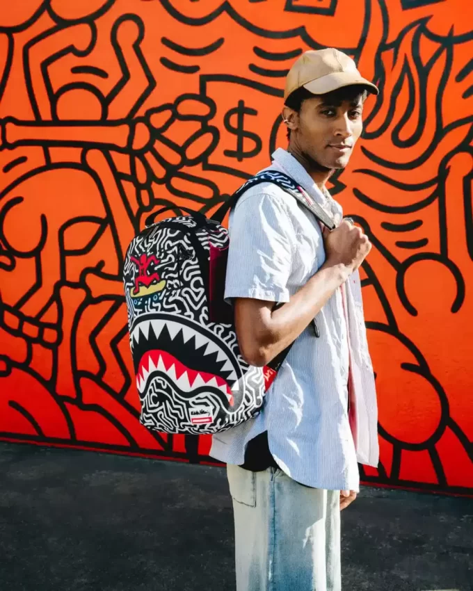 Rucsac Keith Haring Skater Shark DLXSR