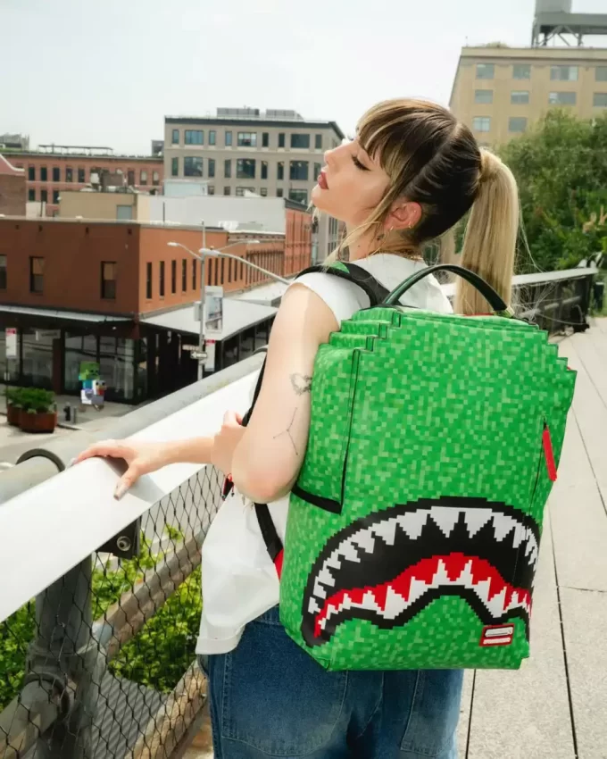 RUCSAC MINECRAFT CREEPER SHARK RUCSAC MINECRAFT CREEPER SHARK