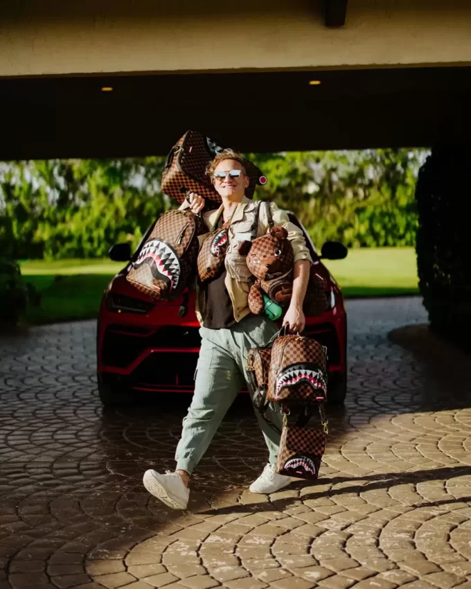 RUCSAC MONEYBEAR CU EFECTE LENTICULARE RUCSAC MONEYBEAR CU EFECTE LENTICULARE