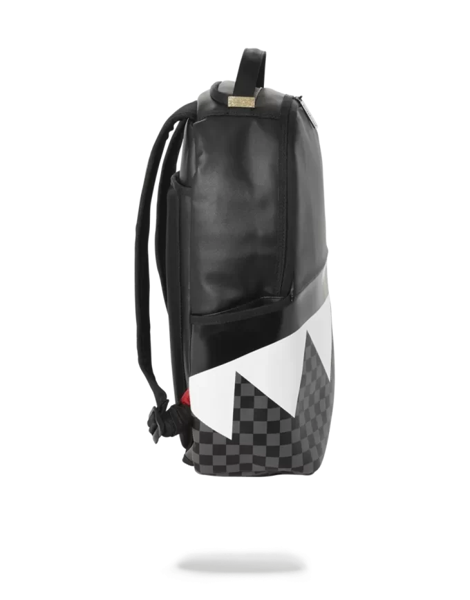 RUCSAC NEGRU CU JUMĂTATE DE CAROLI SHARKS IN PARIS (UNUL DIN UNUL) RUCSAC NEGRU CU JUMĂTATE DE CAROLI SHARKS IN PARIS (UNUL DIN UNUL)