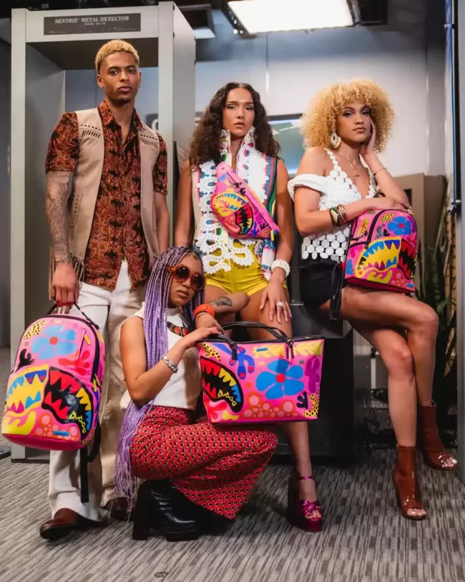 RUCSAC PSIHEDELIC VOYAGE SAVAGE RUCSAC PSIHEDELIC VOYAGE SAVAGE