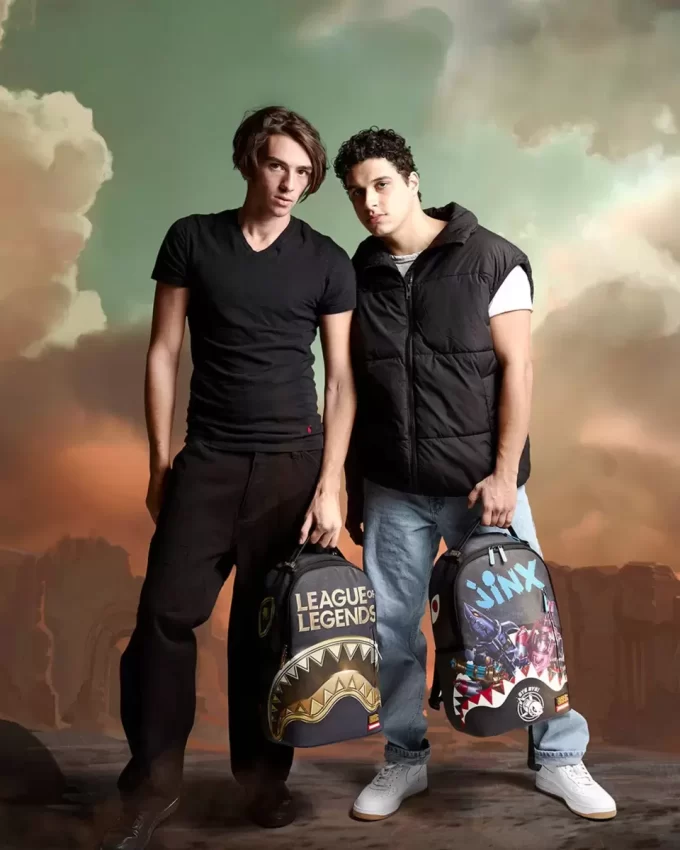 RUCSAC RECHIN LIGUA LEGENDELOR (DLXV) RUCSAC RECHIN LIGUA LEGENDELOR (DLXV)