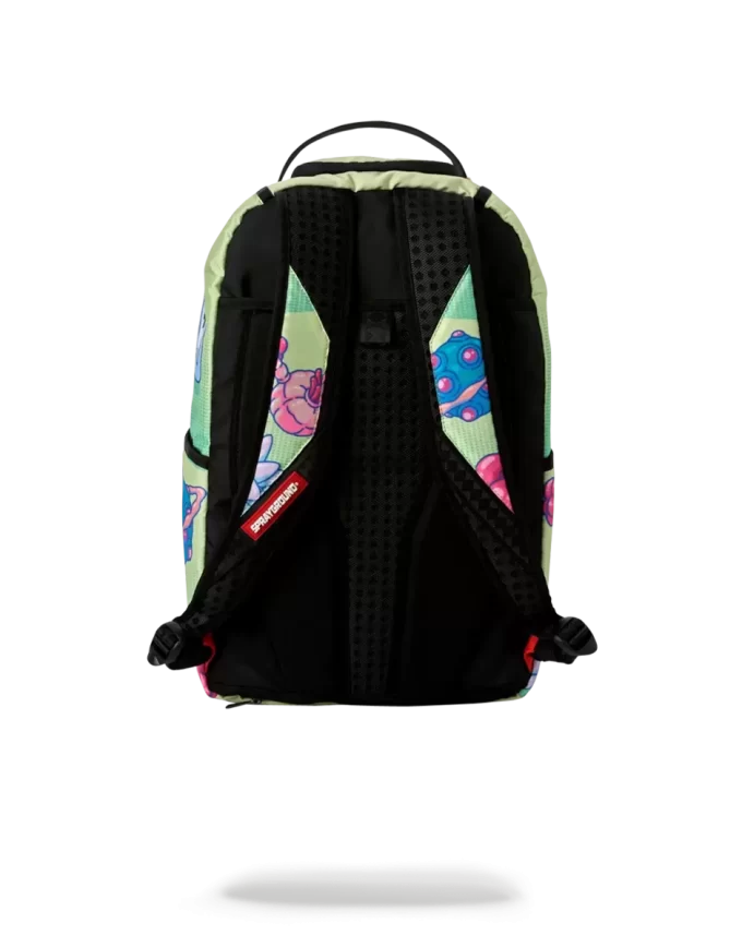 RUCSAC RICK ȘI MORTY UITĂ-TE LA MĂ
