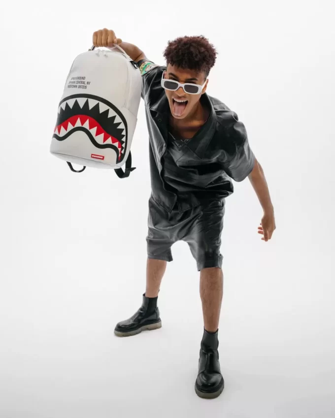 Rucsac SHARK CENTRAL (ALB) (DLXV) Rucsac SHARK CENTRAL (ALB) (DLXV)