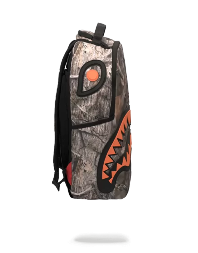 Rucsac Wild Life Hunter din cauciuc cu model de rechin Rucsac Wild Life Hunter din cauciuc cu model de rechin