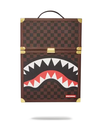 RUCSACUL CHATURANGA SHARK 1900
