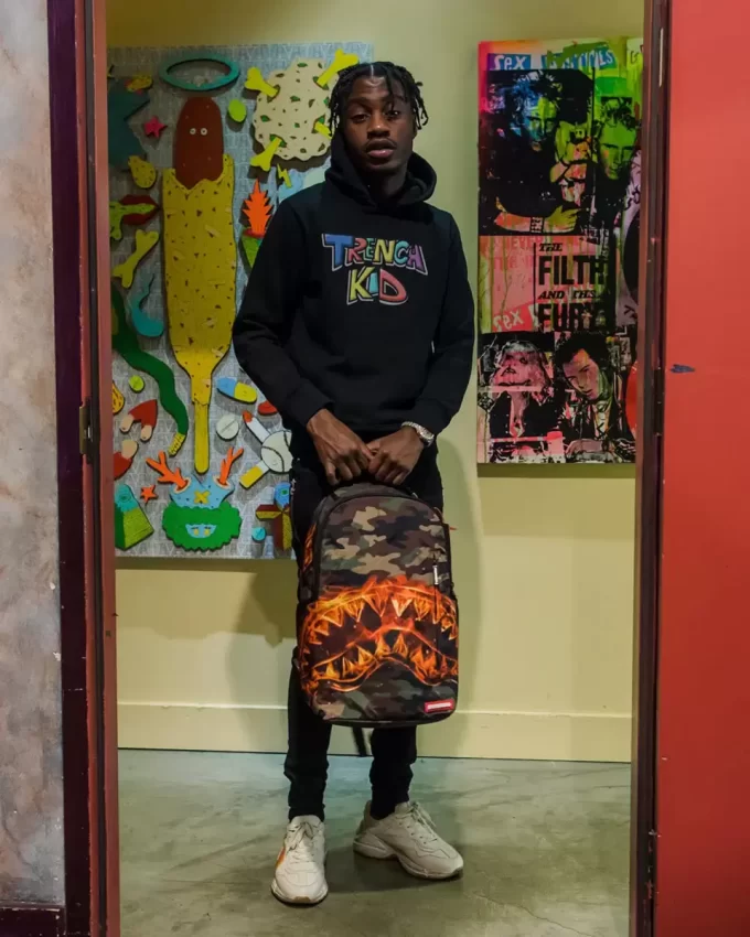 Rucsacul Lil Tjay Burner Shark DLX Rucsacul Lil Tjay Burner Shark DLX