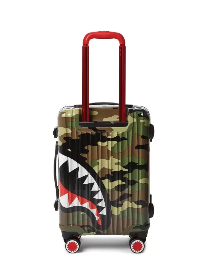 SHARKNAUTICS (CAMOUFLAJ) BAGAJ DE MÂNĂ 21,5” SHARKNAUTICS (CAMOUFLAJ) BAGAJ DE MÂNĂ 21,5”