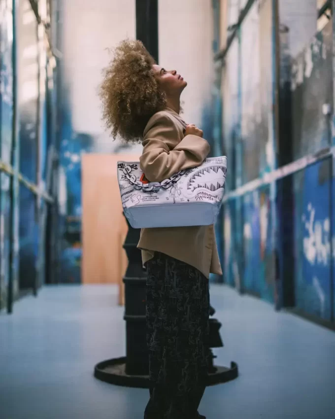 SĂPTĂMÂNA MODEI DE LA LONDRA, GEANTĂ DE DESIGNER DREAMS SĂPTĂMÂNA MODEI DE LA LONDRA, GEANTĂ DE DESIGNER DREAMS